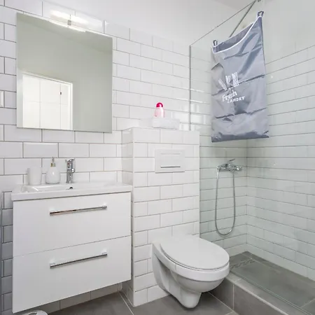 Appartamento Brand New Close To The Beach, Center And Of - Karlo Fiume
